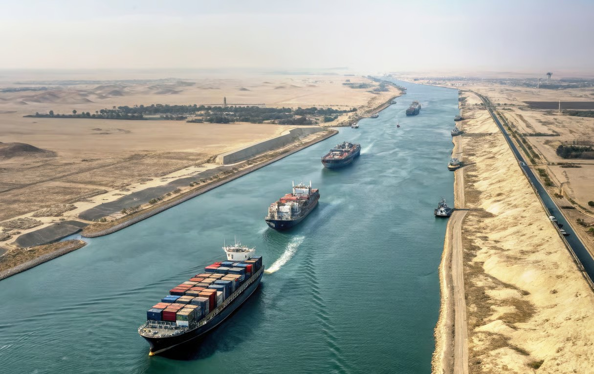 Egypt Bets on Rail to Shield Trade From Suez Canal Disruption